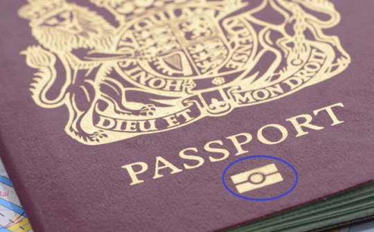 Quy định hộ chiếu có gắn chíp điện tử còn nhiều ý kiến trái chiều