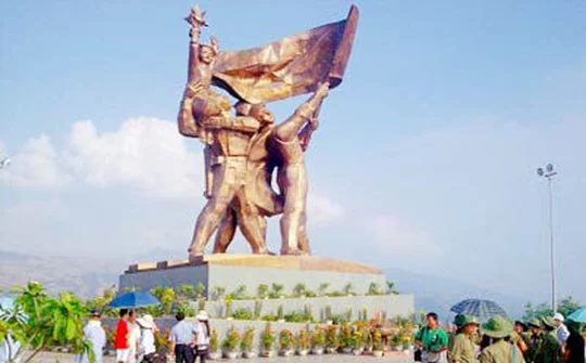 Một hoạt động ý nghĩa tri ân các Anh hùng Liệt sĩ Điện Biên Phủ