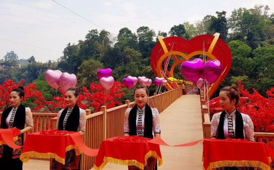 Khánh thành Cầu kính 5D đầu tiên của Việt Nam