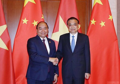 Thủ tướng Nguyễn Xuân Phúc hội đàm với Thủ tướng Trung Quốc Lý Khắc Cường