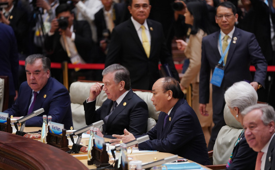 Diễn đàn “Vành đai và Con đường” bắt đầu các hội nghị bàn tròn