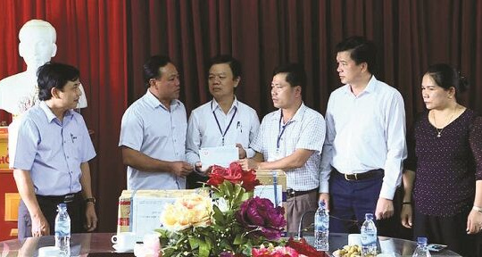 Sáng một chữ Tâm