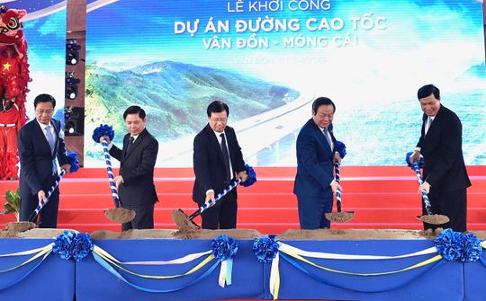 Cao tốc Vân Đồn - Móng Cái chính thức khởi công