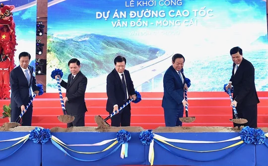 Cao tốc Vân Đồn - Móng Cái chính thức khởi công