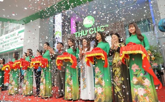 Hàng nghìn khách hàng tham dự khai trương Phòng khám ĐKQT Thu Cúc