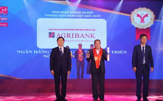 Agribank tự hào là Thương hiệu Mạnh Việt Nam 2018