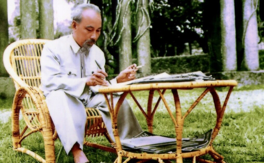 Chủ tịch Hồ Chí Minh với Ngày Quốc tế Lao động