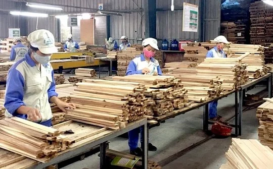 Xuất khẩu lâm sản 4 tháng đầu năm tăng gần 18% so với cùng kỳ