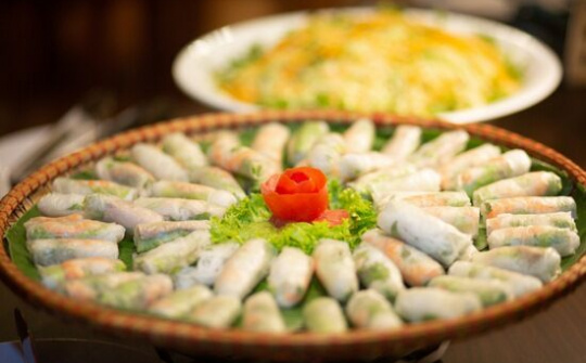 Sun World Danang Wonders tung combo hấp dẫn chỉ 199.000 đồng: Ăn buffet xả láng, miễn phí vé vào cửa