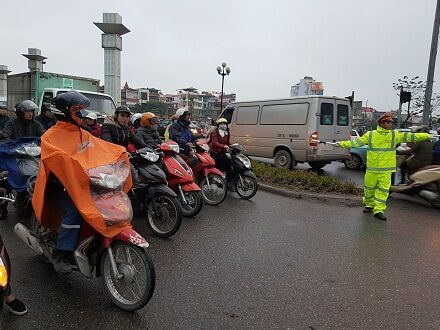Chuyển biến trong công tác đảm bảo trật tự ATGT ở thành phố Ninh Bình