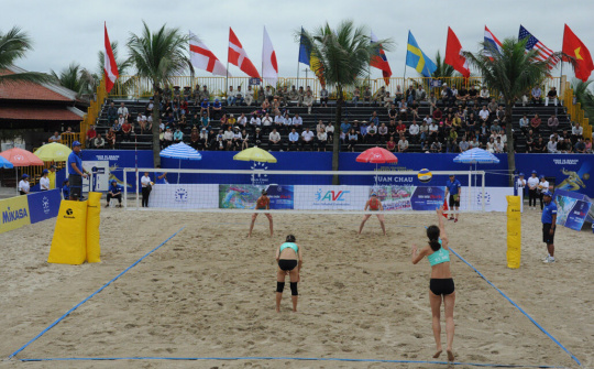 Khai mạc Giải bóng chuyền bãi biển nữ thế giới Tuần Châu - Quảng Ninh