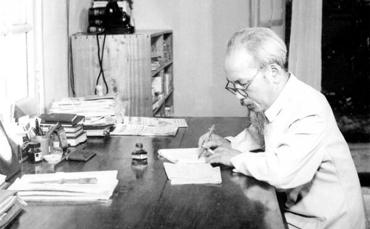 Di chúc của Chủ tịch Hồ Chí Minh định hướng cho cách mạng Việt Nam