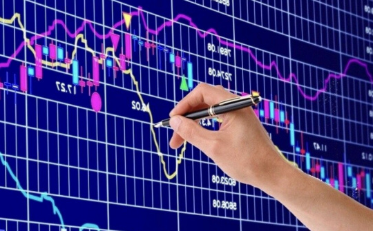 Lặng sóng thì lặng tiền