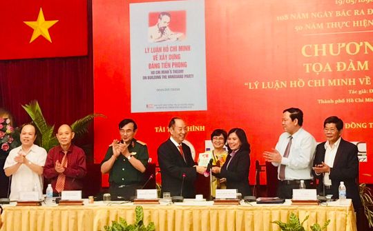 Tọa đàm khoa học: Lý luận Hồ Chí Minh về xây dựng Đảng tiền phong nhân kỷ niệm 129 năm ngày sinh của Người.