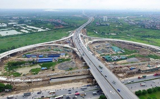 Gần 200 doanh nghiệp trong và ngoài nước quan tâm dự án đường bộ cao tốc Bắc-Nam