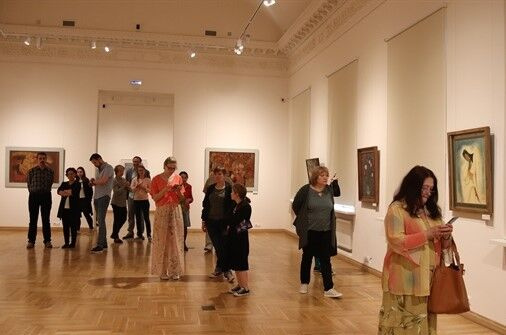 Tranh sơn mài Việt Nam đến với công chúng yêu nghệ thuật Nga