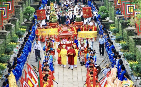 Vun đắp bản sắc cho sản phẩm văn hóa