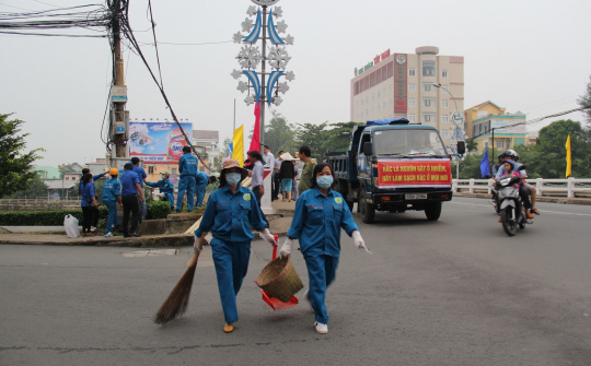 Những người “chiến sĩ” thầm lặng giữ cho thành phố sạch đẹp