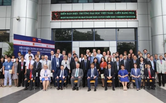 First Vietnam - Russia rectors’ forum underway in Hanoi