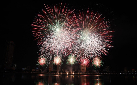 Lễ hội pháo hoa quốc tế Đà Nẵng – DIFF 2019 chờ giờ “khai hỏa”