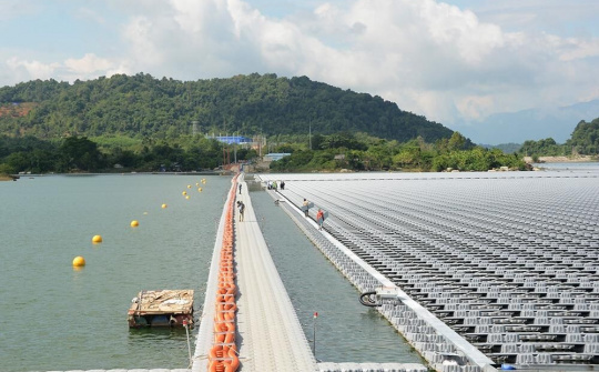 Nỗ lực đưa các dự án điện mặt trời vào vận hành trước 30-6