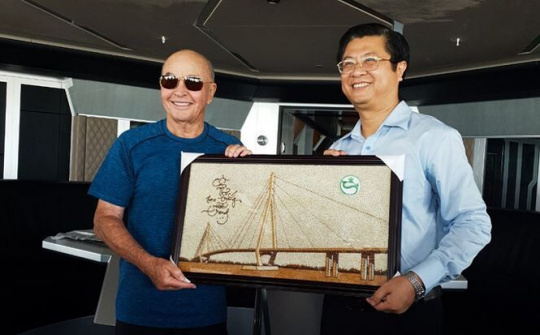 Siêu du thuyền của chủ đội bóng Tottenham đến Cần Thơ