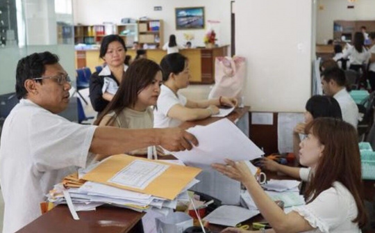 Nâng tuổi nghỉ hưu: Có lo người trẻ bị hạn chế việc làm?