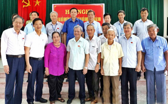 Chủ tịch tỉnh Bắc Ninh tiếp xúc cử tri xã Kim Chân