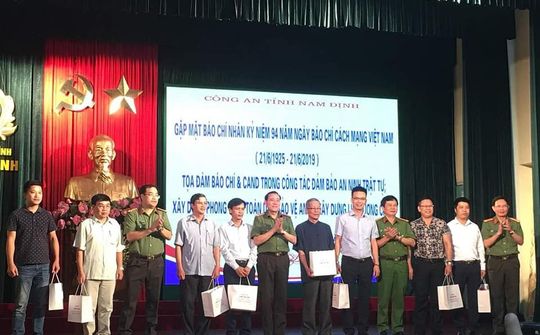 Công an Nam Định gặp mặt báo chí nhân kỷ niệm 94 năm ngày báo chí cách mạng Việt Nam