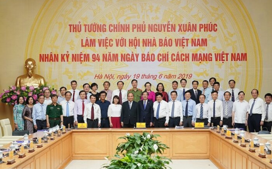 Thủ tướng Nguyễn Xuân Phúc làm việc với Hội Nhà báo Việt Nam