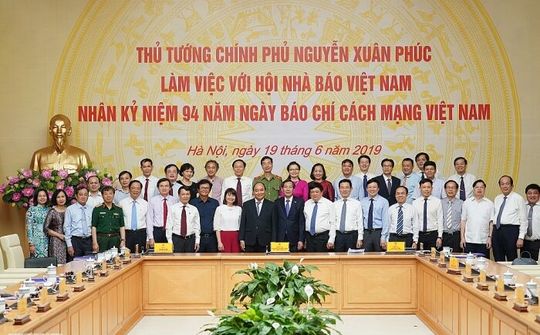 Thủ tướng Nguyễn Xuân Phúc làm việc với Hội Nhà báo Việt Nam