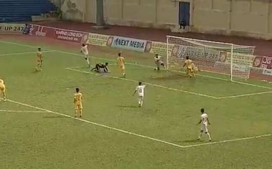 Nam Định: Cổ động viên đệ đơn 'khởi kiện' trọng tài tới VFF