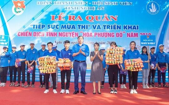 Nghi Lộc ra quân tiếp sức mùa thi và triển khai chiến dịch Hoa Phượng Đỏ 2019