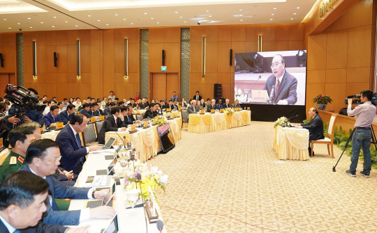 Chính phủ họp phiên đầu tiên qua hệ thống e-Cabinet