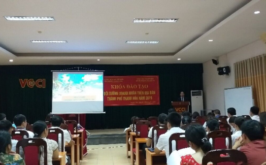 VCCI Thanh Hóa đào tạo bồi dưỡng Doanh nhân về  “Kỹ năng ứng xử”