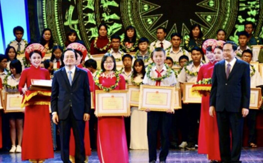 Nhân lên những tin tốt, chuyện đẹp