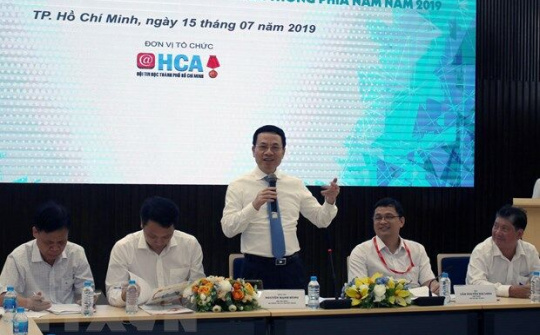 Bộ trưởng Nguyễn Mạnh Hùng: Chuyển đổi số mở ra cơ hội rất lớn