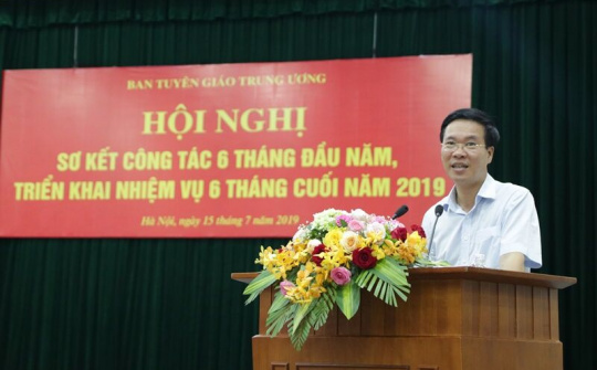 “Mỗi cán bộ phải nỗ lực tự "làm mới", “nâng” mình lên để hoàn thành tốt nhiệm vụ được giao”
