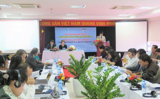 Học viện Phụ nữ Việt Nam tiếp nhận Dự án nâng cao năng lực Khoa Giới và Phát triển