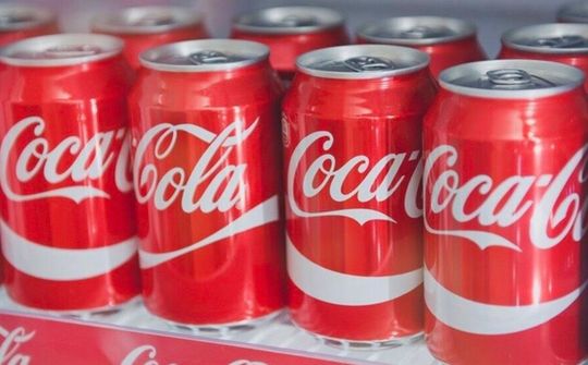 'Tên Tổ quốc rất thiêng liêng không thể để Coca-Cola làm marketing vô đạo đức'