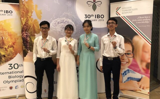 Việt Nam đoạt 4 huy chương Olympic Sinh học quốc tế 2019