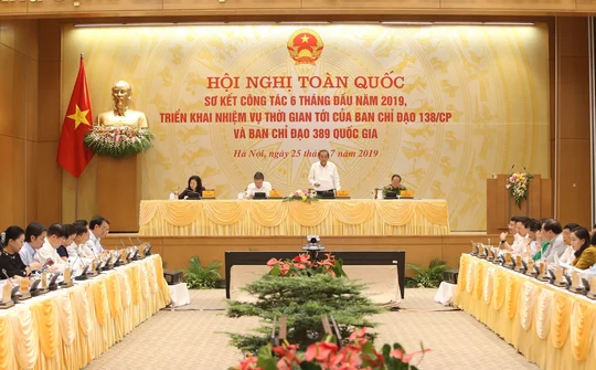 Loại khỏi bộ máy những cán bộ tha hoá, biến chất, tiếp tay cho tội phạm
