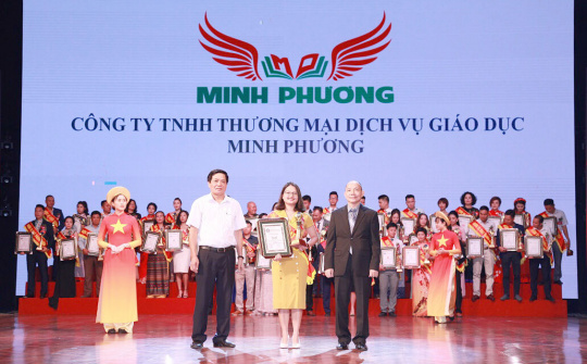 Minh Phương tiên phong trong lĩnh vực giảng dạy và hỗ trợ tự học tại nhà