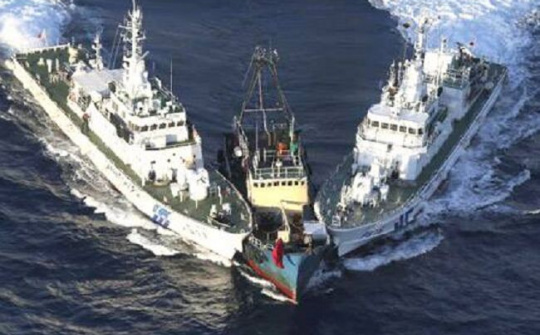 Nguy cơ xảy ra xung đột và lo ngại về diễn biến trên biển Đông