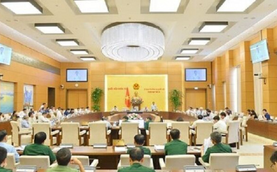 Công bố các nghị quyết của Quốc hội và Ủy ban Thường vụ Quốc hội