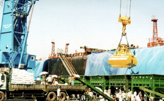 Ủng hộ doanh nhân đưa hàng Việt ra nước ngoài