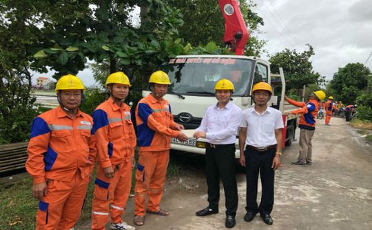 EVNNPC nỗ lực khắc phục hậu quả cơn bão số 2 tại một số tỉnh phía Bắc