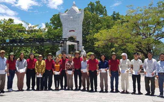 Doanh nghiệp trẻ tỉnh Thái Nguyên tri ân các anh hùng, liệt sỹ tại miền Trung
