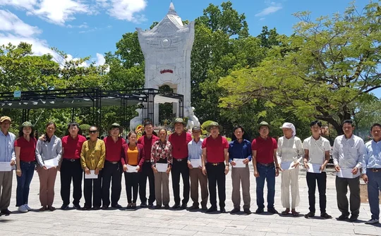 Doanh nghiệp trẻ tỉnh Thái Nguyên tri ân các anh hùng, liệt sỹ tại miền Trung
