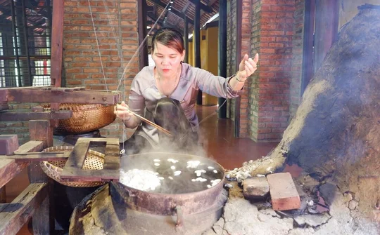 Festival Văn hóa tơ lụa, thổ cẩm Việt Nam-Thế giới lần thứ V